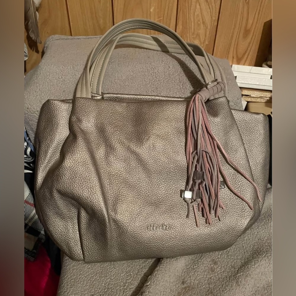 Elegant Metallic Handbag with Tassel